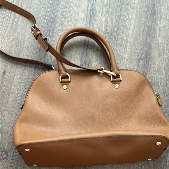 MICHAEL Michael Kors Tan Satchel - Picture 3 of 7